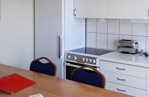 Sjernarøy Apartment | 5 person holiday home in Sjernarøy