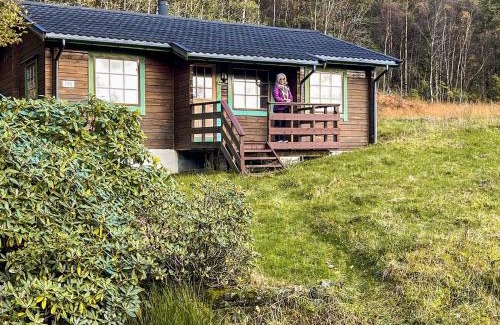 Gulen Municipality House | 5 person holiday home in Brekke-By Traum