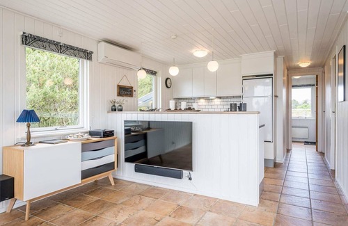 Henne Strand House | 5 person holiday home in Henne