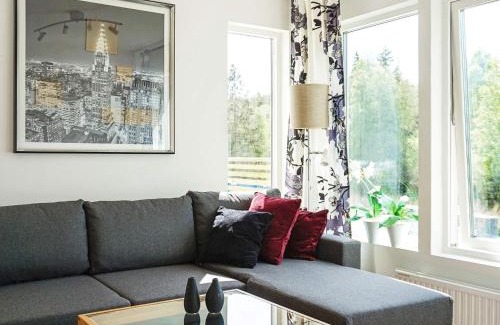 Lokholmen House | 5 person holiday home in STRÖMSTAD