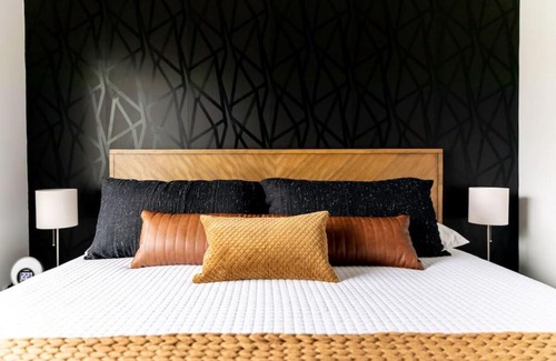 Maxwell Apartment | 5 Points Retreat in East Nashville Walk to Restaurants Bars and Music