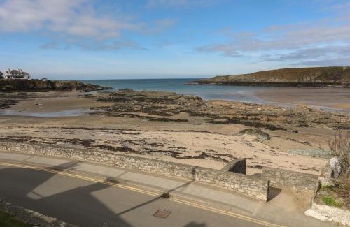 Cemaes Bay House | 5 Sea View Street