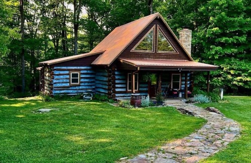 Morgantown Cabin | 5 Star Cabin in Brown County