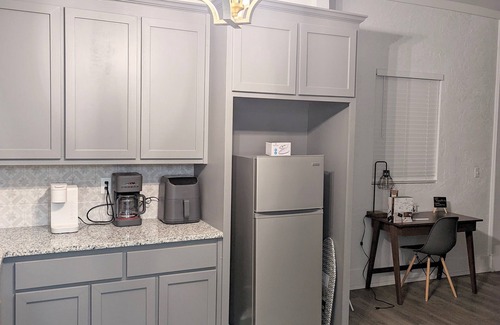 Durant House | 5 Star Historic Home - 2BR/3rd Loft - 3mi to Casino