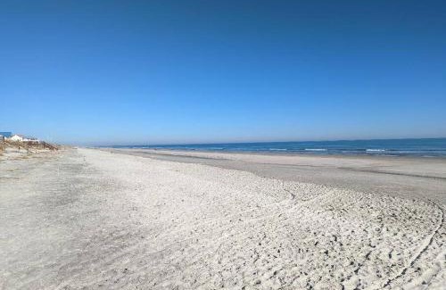 North Litchfield Beach House | 5 Star Home Away from Home Beach & Golf