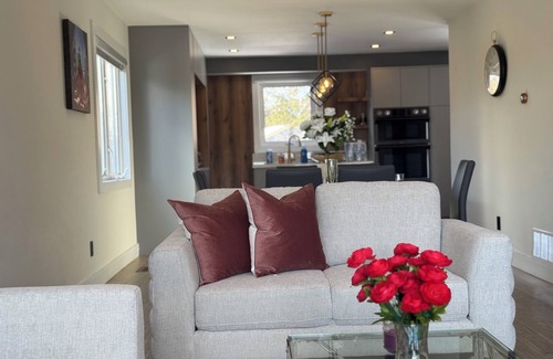 Richmond Hill House | 5-star Luxury Villa Top Location Speedy Wifi