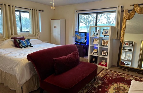 Hamilton Bed & Breakfast | 5 star ranch retreat with a million dollar view