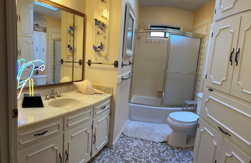 Hamilton Bed & Breakfast | 5 star ranch retreat with a million dollar view