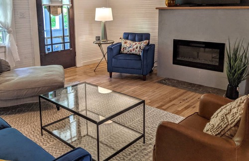 Whittier House | 5 stars! Barkers Creek Farmhouse. Stay. Play. Fish