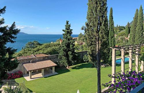 Gargnano Apartment | 5 Terrazze Exlusive Apartments