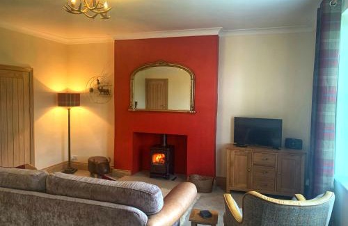 Bellingham House | 5 The Croft