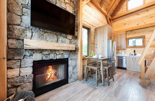 Laura House | #5 Woodpecker Way