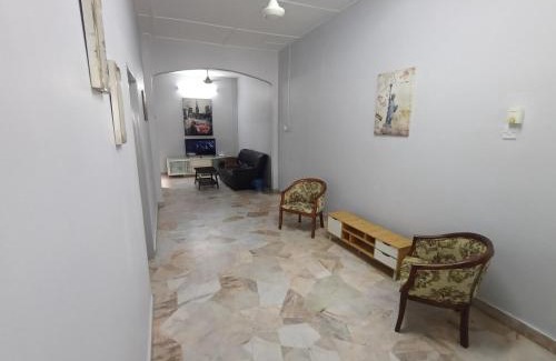Taman Canning House | 50 Canning Garden Homestay