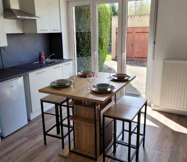 Plantieres Queuleu Apartment | 50 m² Apartment ∙ 1 bedroom ∙ 4 guests