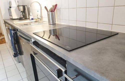 Republique - Tolstoi Apartment | 50 m² Apartment ∙ 1 bedroom ∙ 6 guests