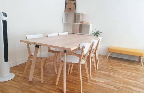 Republique - Tolstoi Apartment | 50 m² Apartment ∙ 1 bedroom ∙ 6 guests