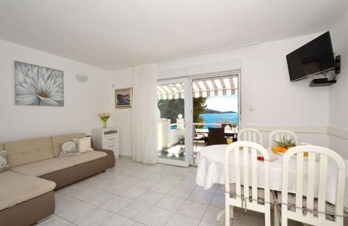 Rogoznica Apartment | 50 m² Apartment ∙ 1 bedroom ∙ 4 guests