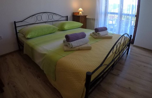 Stari Grad Apartment | 50 m² Apartment ∙ 2 bedrooms ∙ 4 guests