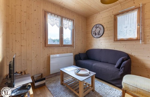 Saint-Genes-Champespe House | 50 m² Gîte ∙ 2 bedrooms ∙ 4 guests