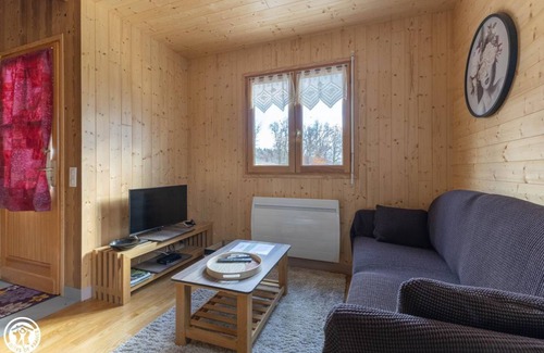 Saint-Genes-Champespe House | 50 m² Gîte ∙ 2 bedrooms ∙ 4 guests