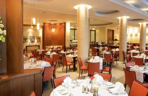 Limassol Hotel | 50 m² Hotel ∙ 10 guests