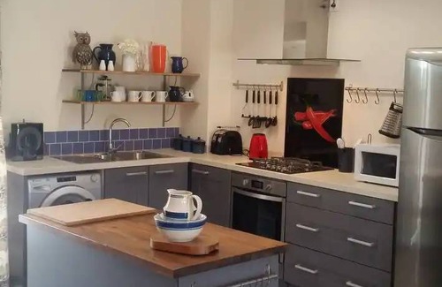 Cast House | 50 m² House ∙ 2 bedrooms ∙ 4 guests