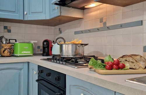 Porto Sant'Elpidio Apartment | [50 mt FROM THE SEA] Wi-fi Court and Air Conditioner