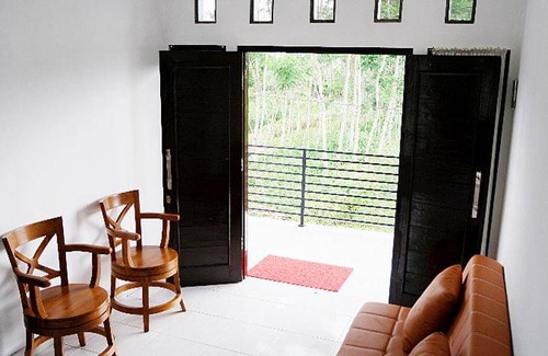 Ngemplak House | 500 m² House ∙ 6 bedrooms ∙ 30 guests