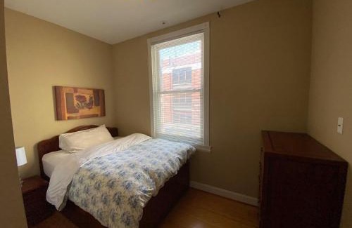 Downtown Baltimore Apartment | 501 Cozy Apartment near Baltimore Inner Harbor!