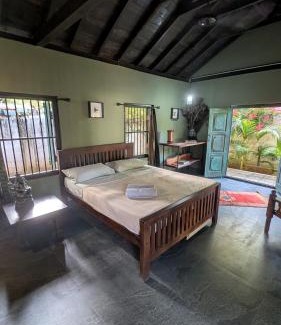 Vadamaradchy North House | 501 Thumpalai Road