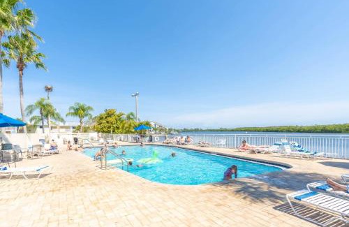 Ruskin House | 502 Little Harbor Inn