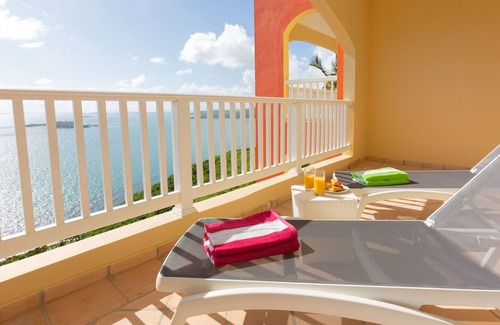 Cabezas Villa | 5051 3 Bedroom Ocean Front, "Las Casitas Village"