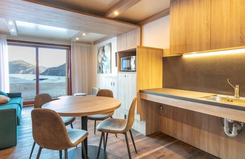 Doucy-Combelouviere Apartment | 50m from resort center, balcony, parking, tv, ski locker, 40m², Valmorel