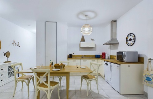 Pleneuf-Val-Andre Apartment | 50m from the beach, nice flat for 6