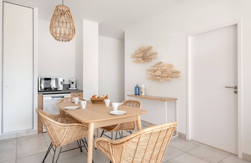 Pleneuf-Val-Andre Apartment | 50m from the beach, lovely flat for 4