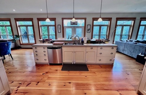 Kawartha Lakes Cottage | 51 Acre Private Country Paradise Near Bobcaygeon