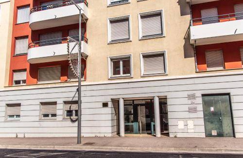 Decines-Charpieu Apartment | 51 m² Apartment ∙ 1 bedroom ∙ 4 guests