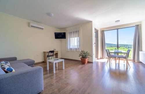 Rakovica Apartment | 51 m² Apartment ∙ 1 bedroom ∙ 2 guests