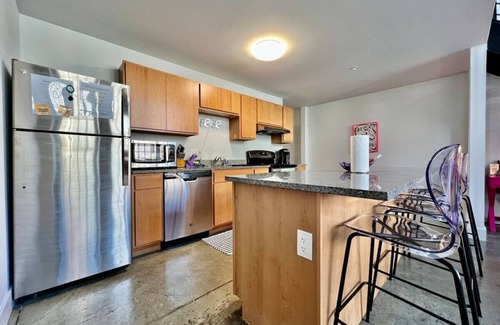 Otterbien Home Apartment | 5109 Peters Cartridge Factory · ✪Kings Island Loft w/Brewery, River, Bike trails✪