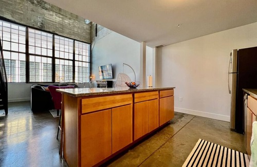 Otterbien Home Apartment | 5109 Peters Cartridge Factory · ✪Kings Island Loft w/Brewery, River, Bike trails✪