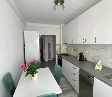 Hunedoara Apartment | 514 DISTRICT