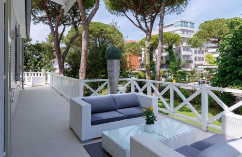 Milano Marittima Villa | 515 m² Villa ∙ 5 bedrooms ∙ 10 guests