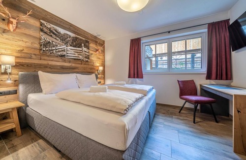 Praegraten am Grossvenediger Hotel | 52 m² Hotel ∙ 2 bedrooms ∙ 3 guests