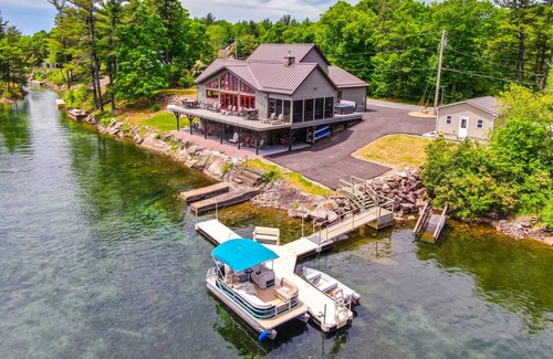 Wellesley Island Cottage | 520 m² Cabin ∙ 5 bedrooms ∙ 9 guests