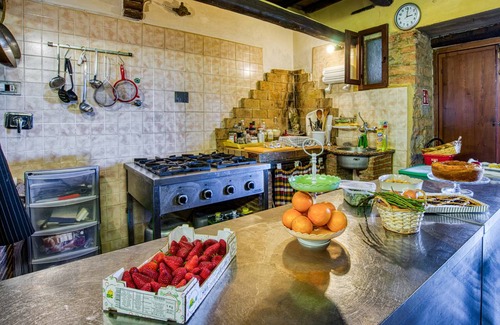 Teverina di Cortona Villa | 520 m² Villa ∙ 10 bedrooms ∙ 24 guests