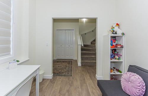 Northwest Edmonton House | 5204 Lark Crescent NW Edmonton Alberta T5S0S3