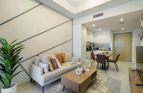 Sheikh Zayed Road Apartment | 52nd Floor 2br In Aykon City Huge Layout