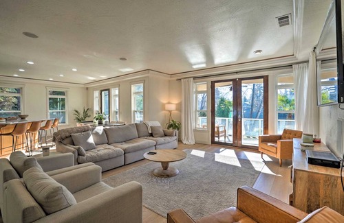 Grants Pass House | 538 m² House ∙ 5 bedrooms ∙ 10 guests