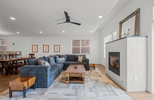 Frisco House | 539 Granite St
