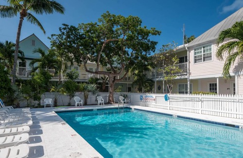 Truman Annex Condo | 54 m² Condo ∙ 2 bedrooms ∙ 4 guests